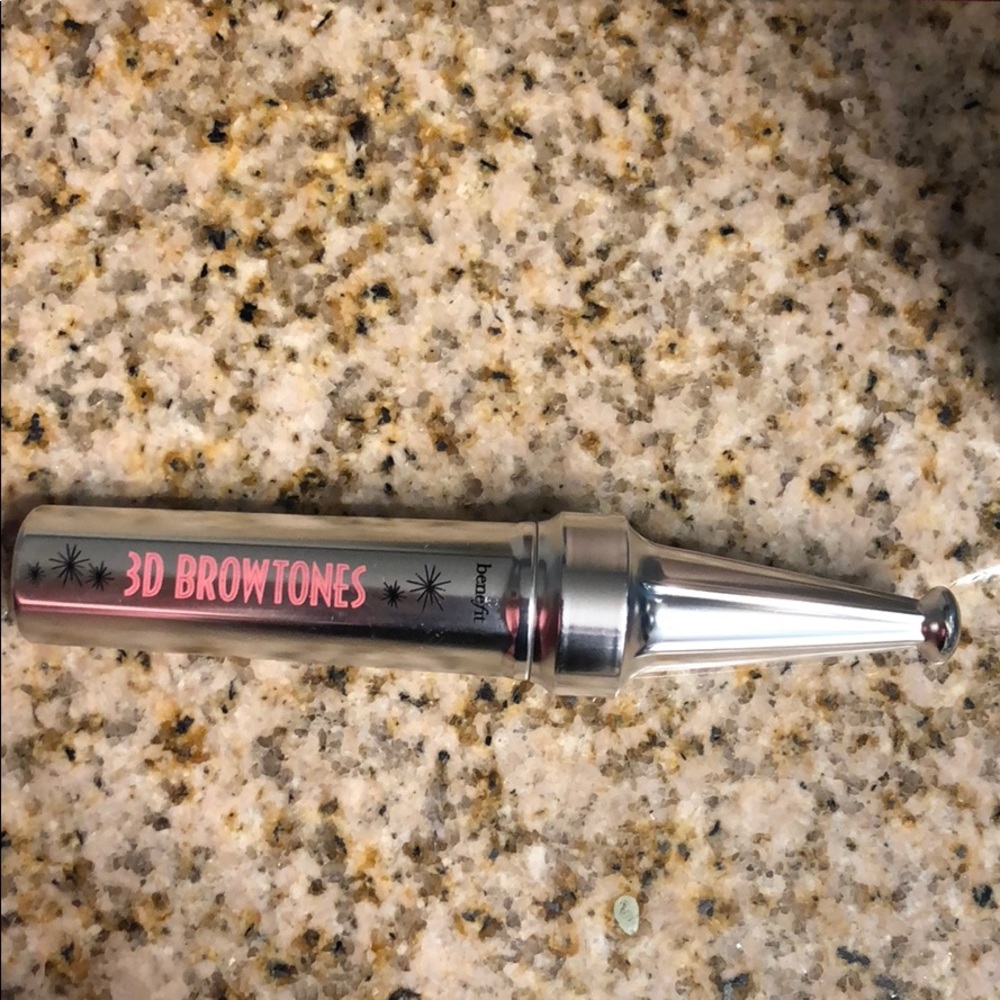 3D brow tone highlighter
